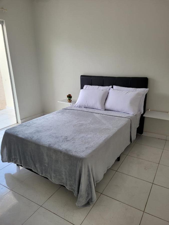 Sobrado 4 Amplo E Confortavel Em Condominio โครุมบา ภายนอก รูปภาพ